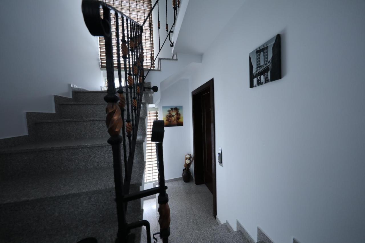 Hotel Fjorr Prizren Esterno foto