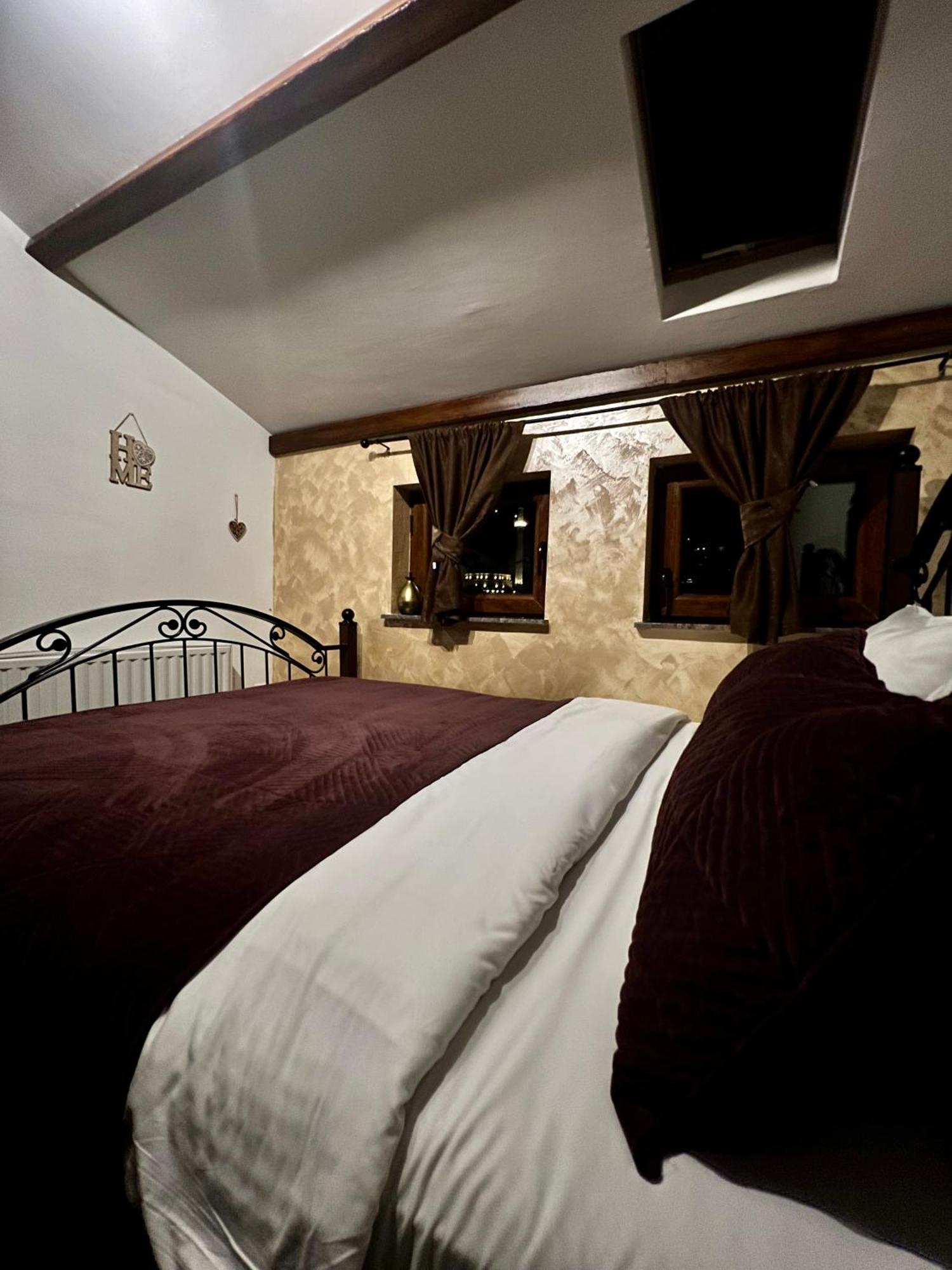 Hotel Fjorr Prizren Esterno foto